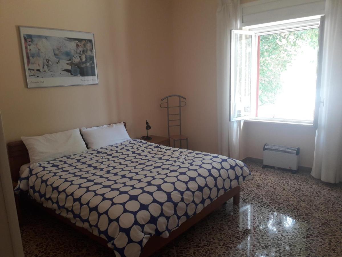 Casa Vacanza "Lo Vita" Appartamento "Alessia" Galatina Collemeto Extérieur photo