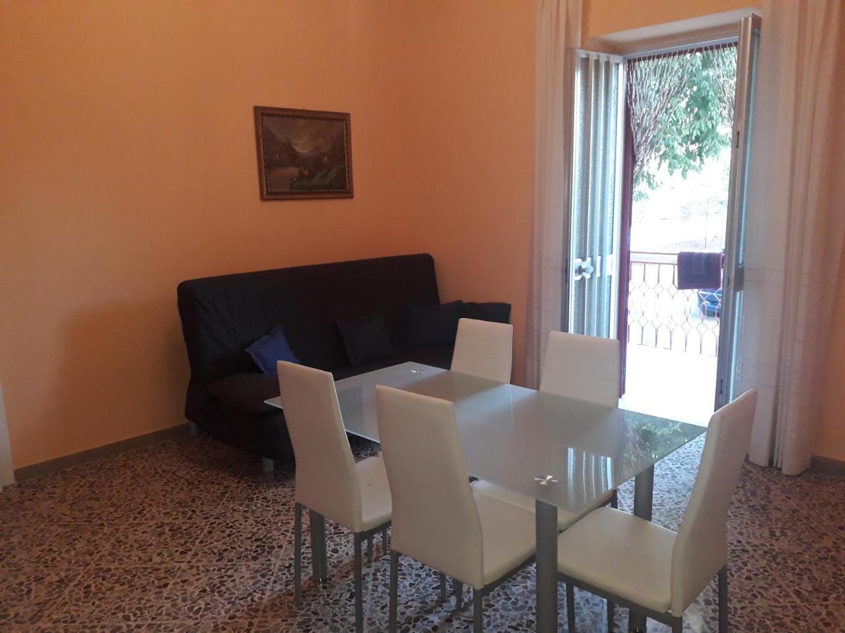 Casa Vacanza "Lo Vita" Appartamento "Alessia" Galatina Collemeto Extérieur photo